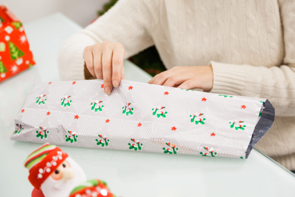 Tips and Tricks for Wrapping Christmas Presents 